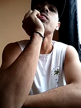 LucaColmal online show from 03-29-26, 08:53