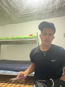 Snapshot of ianruiz02 chatting on 03-30-26, 02:34 ianruiz02 online show from 03-30-26, 02:34