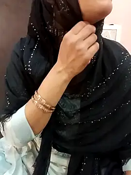 Miss Noor   online show from 05-15-26, 08:21