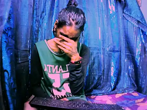 Alanadelray21 online show from 07-02-26, 05:57