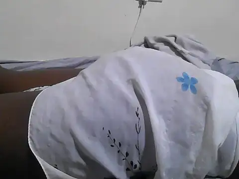 BOOBQUEEN25 online show from 03-31-26, 06:19
