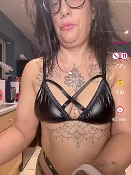 IvyBelleMilf online show from 06-17-26, 02:58