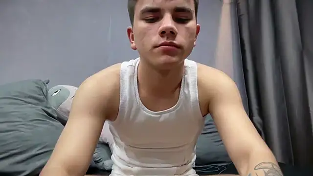 MaxWoolf online show from 04-03-26, 02:26