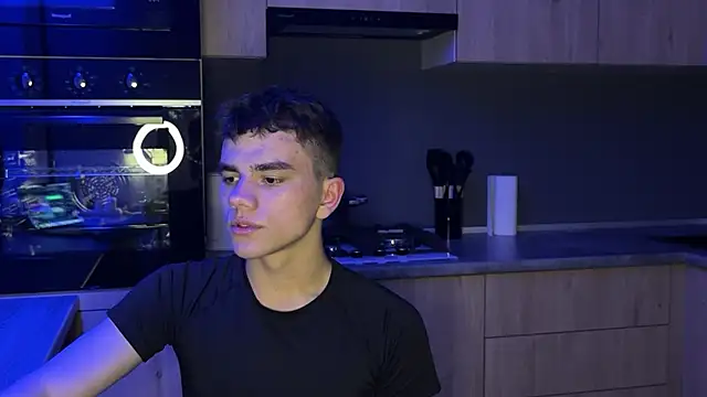 MaxWoolf online show from 05-29-26, 05:55