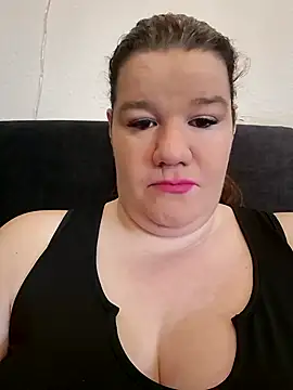 curvystachel42 online show from 04-04-26, 11:18