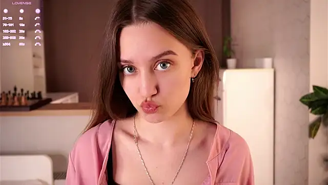 Snapshot of sinfulThea chatting on 04-22-26, 12:07 sinfulThea online show from 04-22-26, 12:07