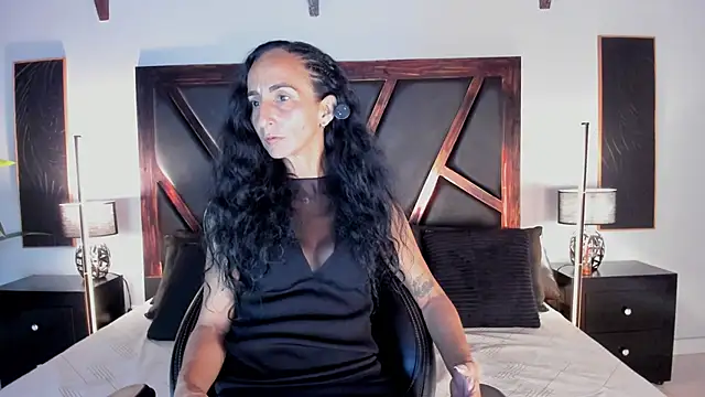 Snapshot of SamanttaLopez chatting on 04-10-26, 01:05 SamanttaLopez online show from 04-10-26, 01:05