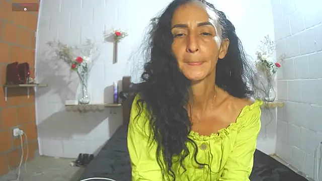 Snapshot of SamanttaLopez chatting on 05-08-26, 12:27 SamanttaLopez online show from 05-08-26, 12:27