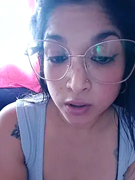 Snapshot of Steffanny2026 chatting on 04-17-26, 06:55 Steffanny2026 online show from 04-17-26, 06:55