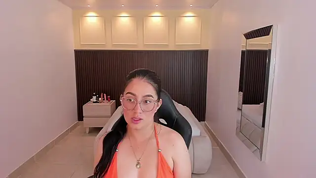 SAMANTHAFIORE2 online show from 06-01-26, 11:34