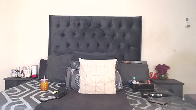 AdventuresLove7 online show from 05-10-26, 11:59