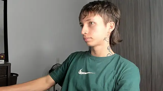 Snapshot of xam_winn chatting on 03-29-26, 04:45 xam winn online show from 03-29-26, 04:45