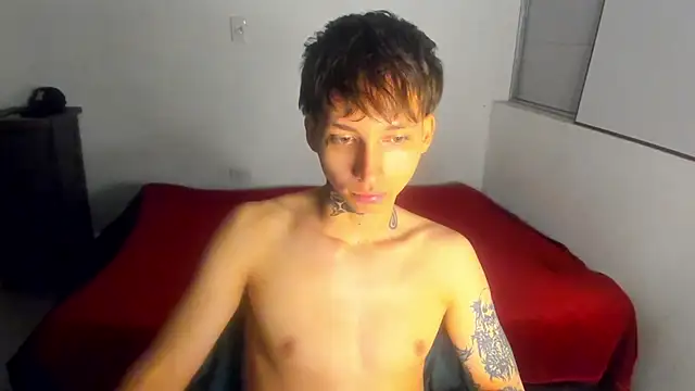 Snapshot of xam_winn chatting on 08-10-26, 04:49 xam winn online show from 08-10-26, 04:49