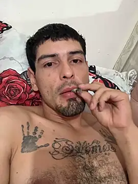 Snapshot of Lherzamxx chatting on 03-31-26, 06:47 Lherzamxx online show from 03-31-26, 06:47