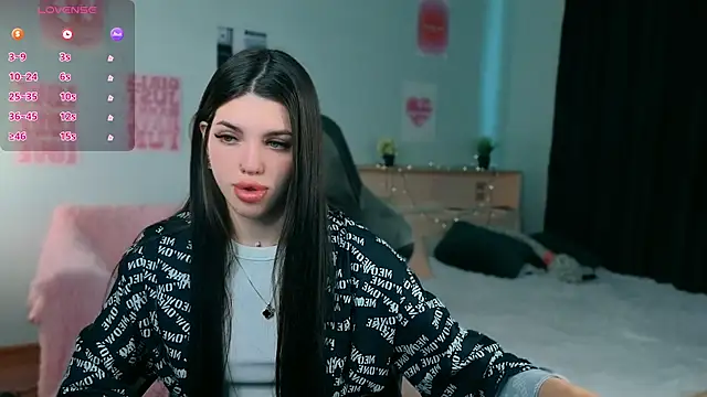 molly rettyy online show from 06-30-26, 04:02