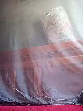 Snapshot of __Merry__ chatting on 04-12-26, 07:24 Merry online show from 04-12-26, 07:24