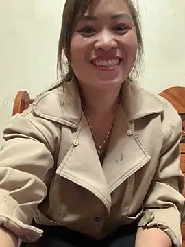 Snapshot of Sunny-smile1 chatting on 03-29-26, 10:15 Sunny-smile1 online show from 03-29-26, 10:15