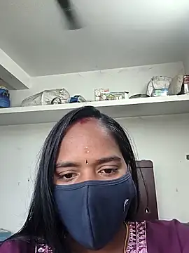 Snapshot of Tamil_Sangeetha chatting on 04-13-26, 07:14 Tamil Sangeetha online show from 04-13-26, 07:14