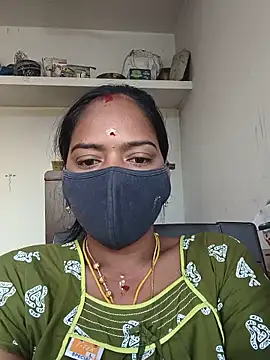 Snapshot of Tamil_Sangeetha chatting on 06-06-26, 12:38 Tamil Sangeetha online show from 06-06-26, 12:38