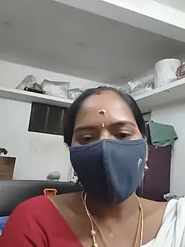 Snapshot of Tamil_Sangeetha chatting on 06-16-26, 11:29 Tamil Sangeetha online show from 06-16-26, 11:29