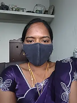 Snapshot of Tamil_Sangeetha chatting on 06-19-26, 01:10 Tamil Sangeetha online show from 06-19-26, 01:10