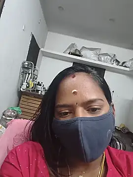 Snapshot of Tamil_Sangeetha chatting on 06-19-26, 11:52 Tamil Sangeetha online show from 06-19-26, 11:52
