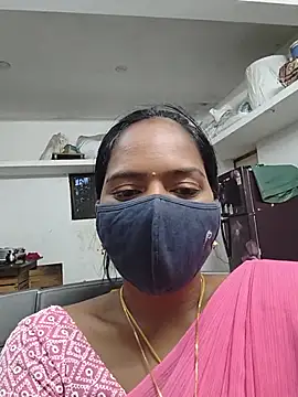 Snapshot of Tamil_Sangeetha chatting on 06-22-26, 12:13 Tamil Sangeetha online show from 06-22-26, 12:13