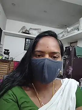 Snapshot of Tamil_Sangeetha chatting on 06-23-26, 12:19 Tamil Sangeetha online show from 06-23-26, 12:19