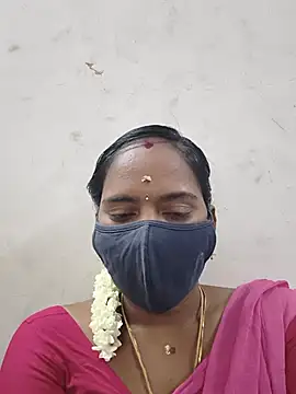 Snapshot of Tamil_Sangeetha chatting on 06-25-26, 04:56 Tamil Sangeetha online show from 06-25-26, 04:56