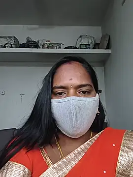Snapshot of Tamil_Sangeetha chatting on 06-27-26, 01:32 Tamil Sangeetha online show from 06-27-26, 01:32