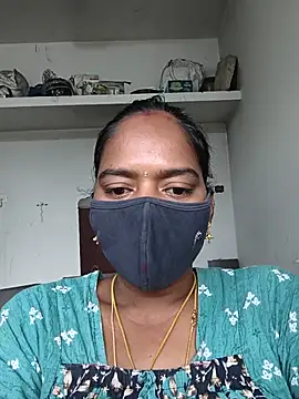 Snapshot of Tamil_Sangeetha chatting on 07-05-26, 01:34 Tamil Sangeetha online show from 07-05-26, 01:34