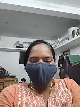 Snapshot of Tamil_Sangeetha chatting on 07-07-26, 12:13 Tamil Sangeetha online show from 07-07-26, 12:13