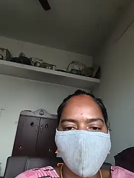 Snapshot of Tamil_Sangeetha chatting on 07-12-26, 01:07 Tamil Sangeetha online show from 07-12-26, 01:07