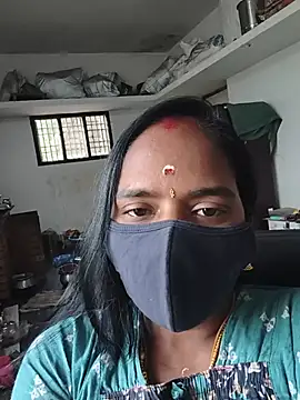 Snapshot of Tamil_Sangeetha chatting on 07-18-26, 09:46 Tamil Sangeetha online show from 07-18-26, 09:46
