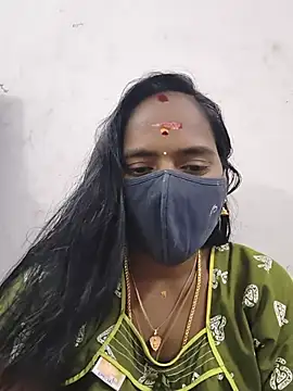 Snapshot of Tamil_Sangeetha chatting on 07-24-26, 01:42 Tamil Sangeetha online show from 07-24-26, 01:42