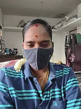 Snapshot of Tamil_Sangeetha chatting on 07-25-26, 02:20 Tamil Sangeetha online show from 07-25-26, 02:20