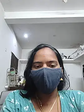 Snapshot of Tamil_Sangeetha chatting on 07-28-26, 11:15 Tamil Sangeetha online show from 07-28-26, 11:15