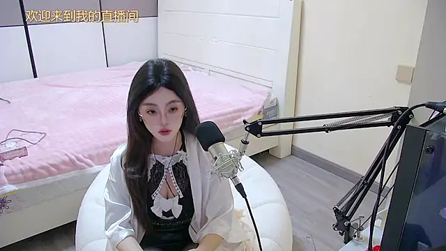 maidou  online show from 04-06-26, 05:52