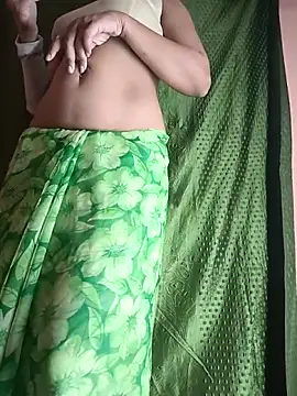 Snapshot of Curvy_Sanaya chatting on 03-29-26, 06:41 Curvy Sanaya online show from 03-29-26, 06:41