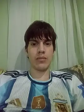Snapshot of eliasnahuel123rv chatting on 07-10-26, 03:00 eliasnahuel123rv online show from 07-10-26, 03:00