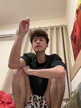Snapshot of sexyboy-3525 chatting on 04-15-26, 01:07 sexyboy-3525 online show from 04-15-26, 01:07