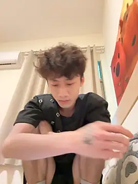 Snapshot of sexyboy-3525 chatting on 05-01-26, 05:56 sexyboy-3525 online show from 05-01-26, 05:56