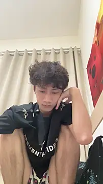 Snapshot of sexyboy-3525 chatting on 05-15-26, 02:35 sexyboy-3525 online show from 05-15-26, 02:35