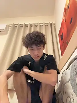 Snapshot of sexyboy-3525 chatting on 05-22-26, 02:33 sexyboy-3525 online show from 05-22-26, 02:33