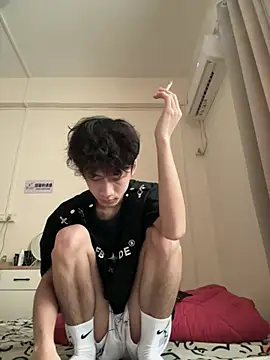 Snapshot of sexyboy-3525 chatting on 06-30-26, 04:02 sexyboy-3525 online show from 06-30-26, 04:02