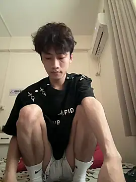 Snapshot of sexyboy-3525 chatting on 07-03-26, 04:52 sexyboy-3525 online show from 07-03-26, 04:52