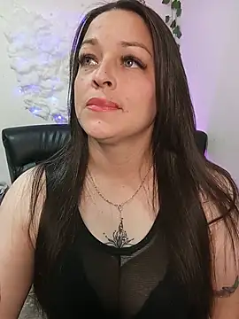 Isa bluee online show from 07-09-26, 02:04