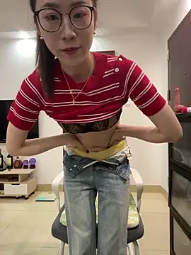 Snapshot of meimeibuguai chatting on 04-12-26, 12:10 meimeibuguai online show from 04-12-26, 12:10