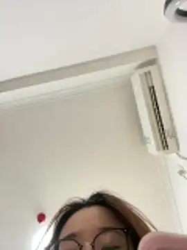 Snapshot of meimeibuguai chatting on 04-19-26, 12:04 meimeibuguai online show from 04-19-26, 12:04