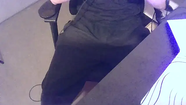 alexiiiiiiioo online show from 04-17-26, 07:06